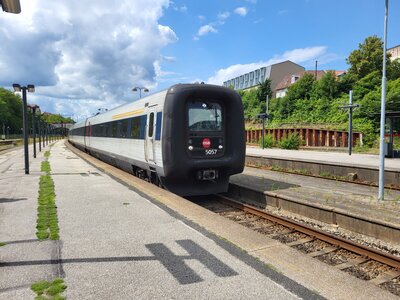 Train DSB en gare d’Aarhus