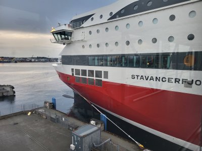 Poupe du ferry Stavangerfjord dans le terminal ferry de Stavanger (Norvège)