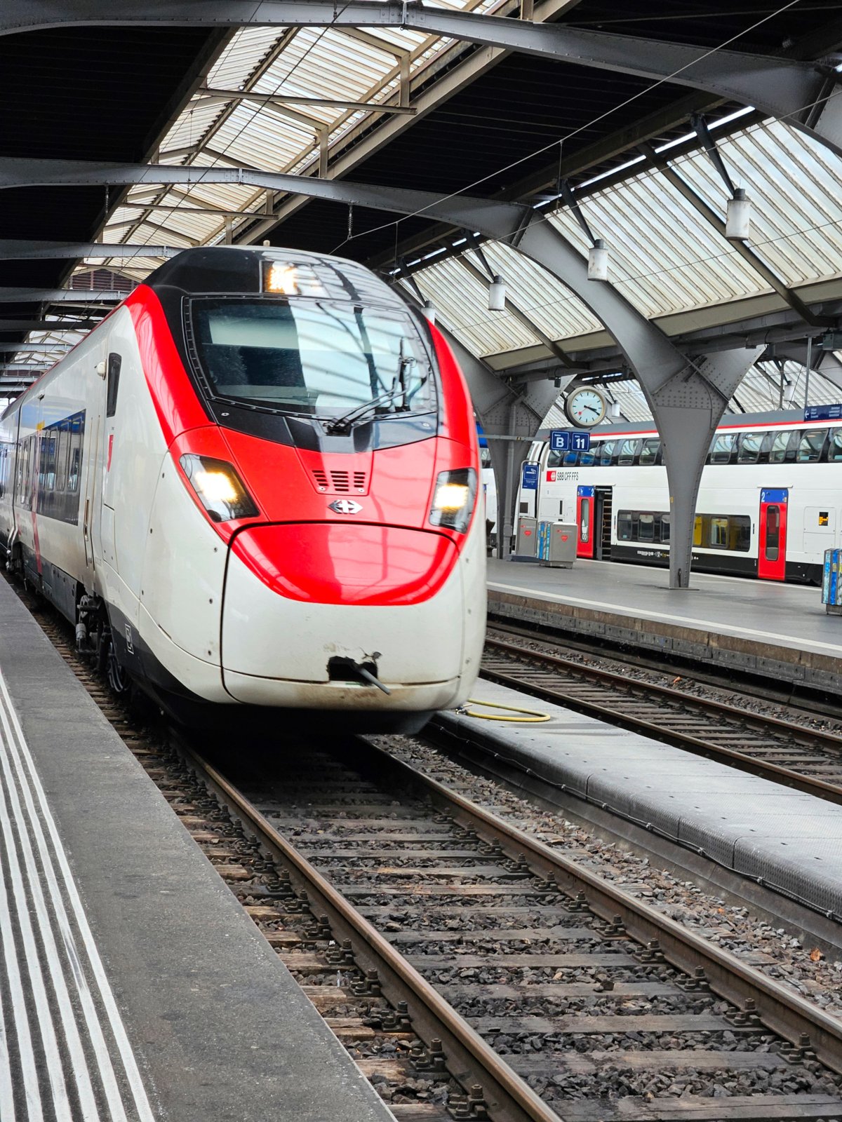 Train Zurich Milan