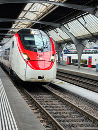 Locomotive du Zurich Milan à l’arrivée à Zürich Hauptbahnhof